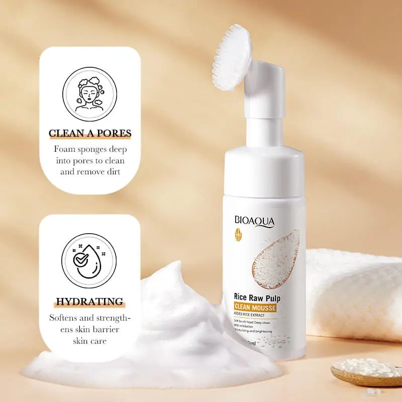 Rice Raw Pulp Clean Mousse Deep Clean Moisturizing & Brightening (BIOAQUA). 
