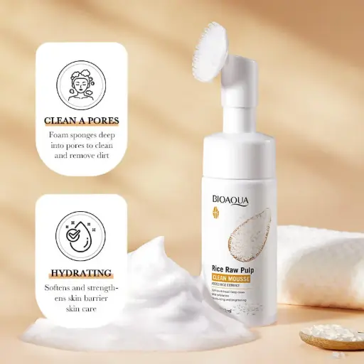 Rice Raw Pulp Clean Mousse Deep Clean Moisturizing & Brightening (BIOAQUA). 